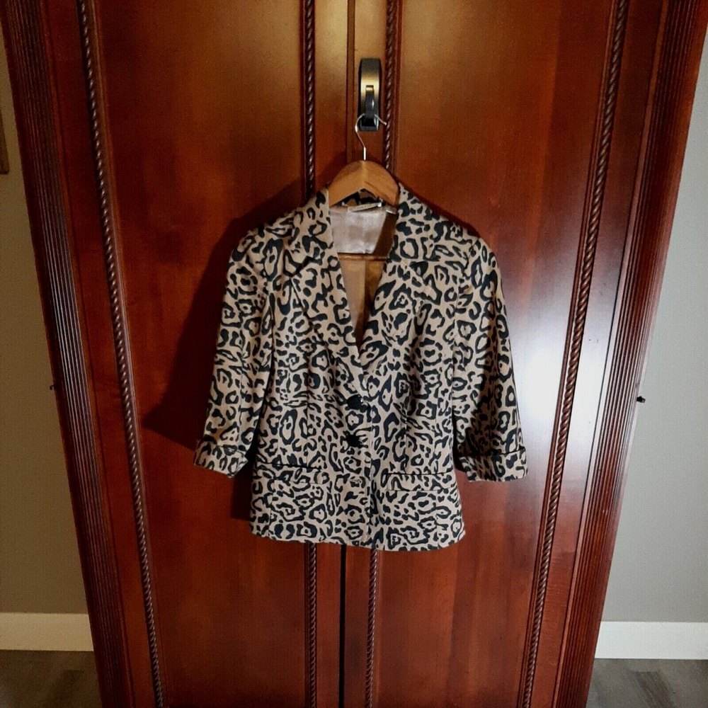 Linea Women's Size XS Blazer Fully Lined Black/Tan Leopard Print